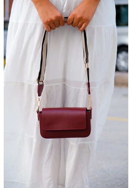 Casual Bag-Bordo Askı Detaylı El ve Omuz Çantası