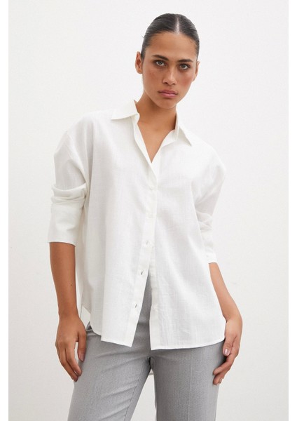 Geniş Manşetli Keten Gömlek Ekru fırsatları
