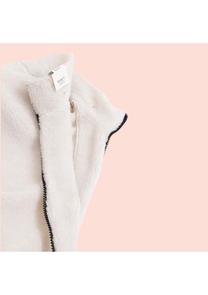 Peluş Wellsoft Dik Yaka Cepleri Fermuarlı Oversize Kesim Peluş Ceket fırsatları