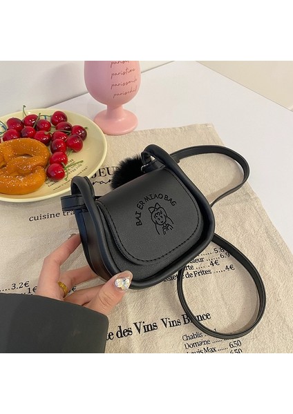Küçük Çanta Kadın Yaz Crossbody Çanta Taşınabilir Koltuk Altı Eyer Çantası (Yurt Dışından) modelleri