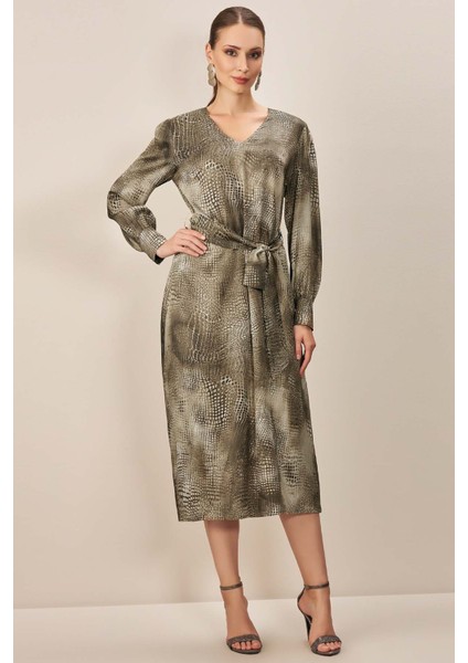 V Yaka Çok Renkli Saten Elbise