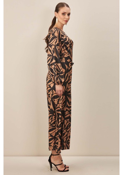 Kayık Yaka Çok Renkli Desenli Elbise fiyatları