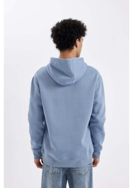 Regular Fit Kapüşonlu Kanguru Cepli İçi Yumuşak Tüylü Basic Düz Sweatshirt X8283AZ24AU