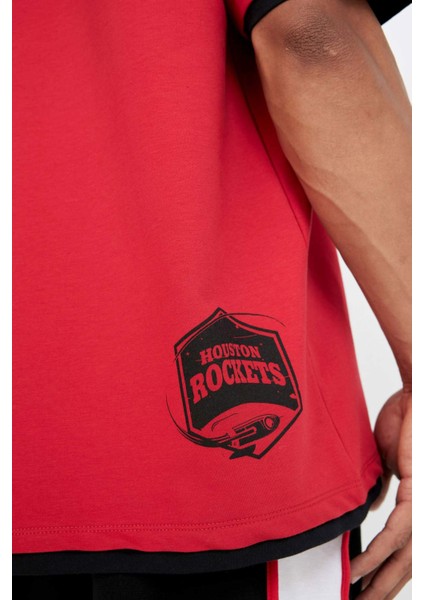Fit NBA Houston Rockets Kırmızı Oversize Geniş Kalıp Kapüşonlu Baskılı Kısa Kollu Tişört C9277AX24AU