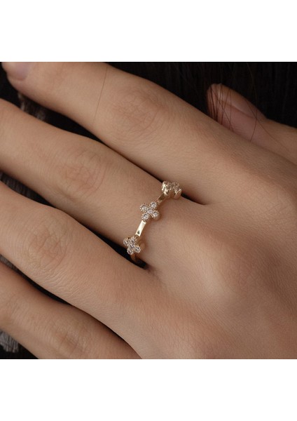 14 Ayar Altın Desenli Taşlı Kadın Yüzük