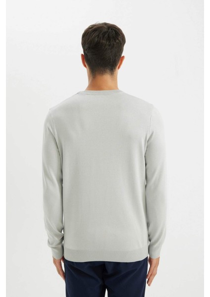 Standart Fit Normal Kesim Bisiklet Yaka Basic Düz Triko Rahat Kazak A5268AX24AU