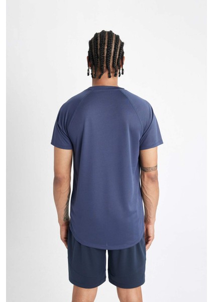 Fit Slim Fit Dar Kesim Bisiklet Yaka Baskılı Sporcu Kısa Kollu Tişört V2887AZ24SP