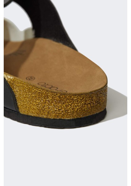 Erkek Çocuk Düz Taban Çift Bantlı Terlik C8602A824HS