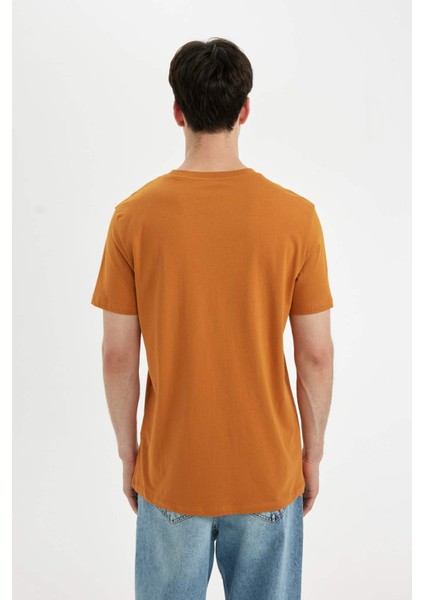 %100 Pamuk Slim Fit Dar Kesim Bisiklet Yaka Baskılı Kısa Kollu Tişört C6914AX24SM