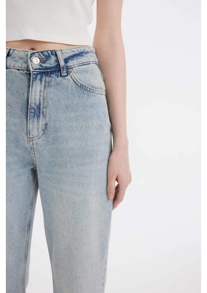 Straight Fit Yüksek Bel Katlamalı Paça Bilek Boy Jean Yıkamalı Pantolon D0327AX24HS
