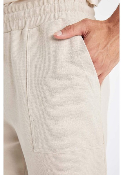 Slim Fit Dar Kesim Esnek Belli Basic Düz Şort B1382AX24SM