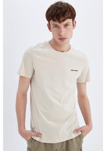 Slim Fit Dar Kesim Bisiklet Yaka Baskılı Kısa Kollu Tişört C3947AX24SM