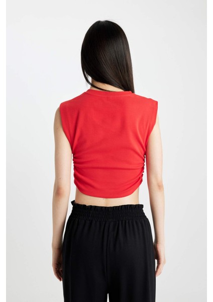 Slim Fit Dar Kesim Bisiklet Yaka Basic Düz Kolsuz Kırmızı Tişört A9420AX24SP
