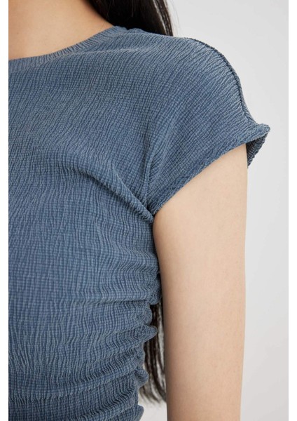 Slim Fit Dar Kesim Bisiklet Yaka Bürümcük Kısa Kollu Tişört C2691AX24SP