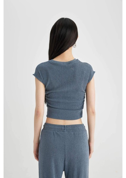 Slim Fit Dar Kesim Bisiklet Yaka Bürümcük Kısa Kollu Tişört C2691AX24SP