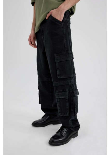 Baggy Geniş Kalıp Normal Bel Geniş Paça Kargo Cepli Jean Pantolon