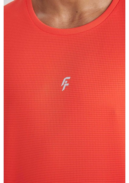 Fit Slim Fit Dar Kesim Bisiklet Yaka Baskılı Kısa Kollu Sporcu Tişört X6142AZ24SP
