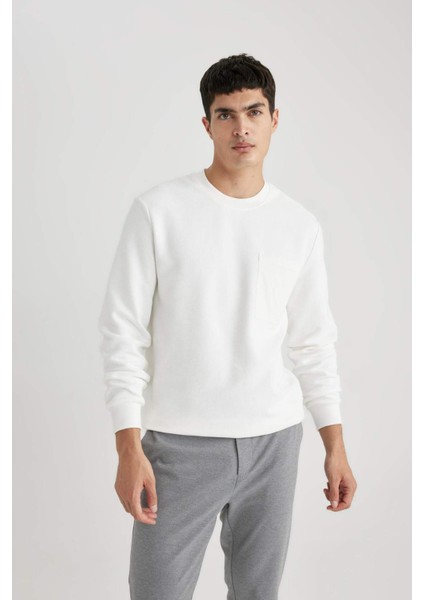 %100 Pamuk Regular Fit Bisiklet Yaka Dokulu Cepli Sweatshirt B6497AX24SP