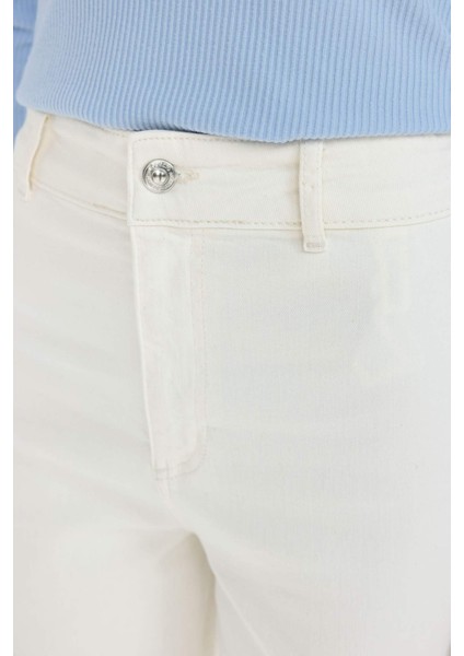 Culotte Yüksek Bel Paça Ucu Kesik Bilek Boy Beyaz Jean Pantolon B5012AX24SM indirimleri