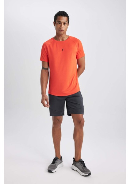 Fit Slim Fit Dar Kesim Sporcu Kısa Paça Şort B4737AX24SP