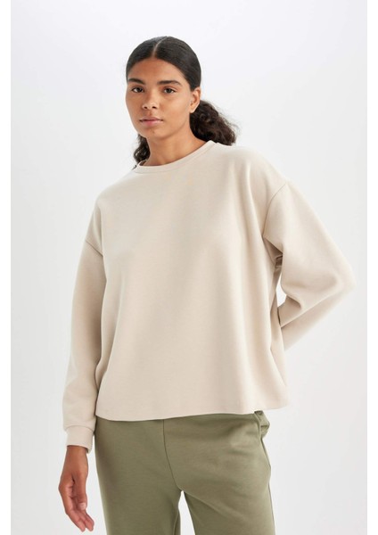 Fit Oversize Geniş Kalıp Bisiklet Yaka Basic Düz Skuba Dalgıç Kumaş Sporcu Sweatshirt B4668AX24SP