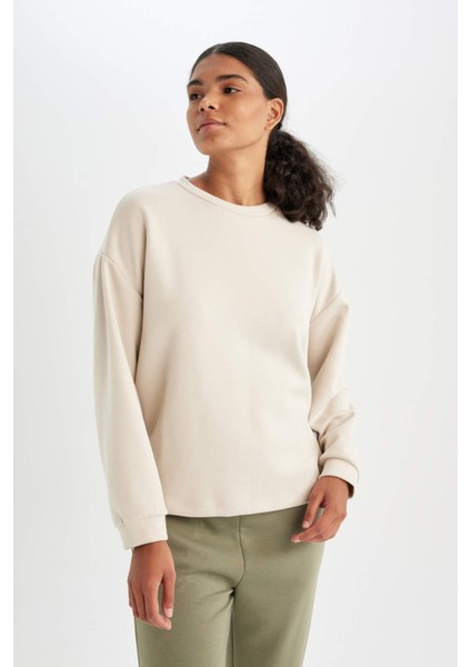 Fit Oversize Geniş Kalıp Bisiklet Yaka Basic Düz Skuba Dalgıç Kumaş Sporcu Sweatshirt B4668AX24SP