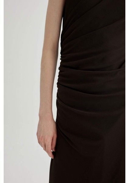Bodycon Vücudu Saran Yarım Balıkçı Yaka Basic Düz Tül Kolsuz Maxi Abiye Elbise C3519AX24SP