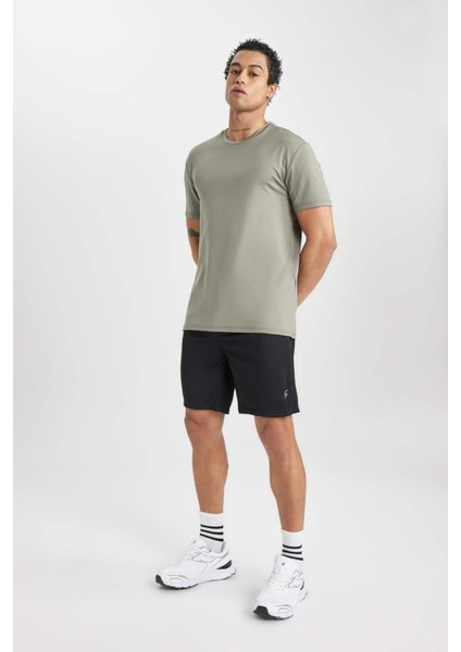 DeFactoFit Standart Fit Bisiklet Yaka Kısa Kollu Tişört B4593AX24SP