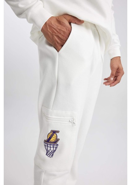 Fit Jogger Eşofman Altı NBA Los Angeles Lakers Standart Fit B3906AX24SP