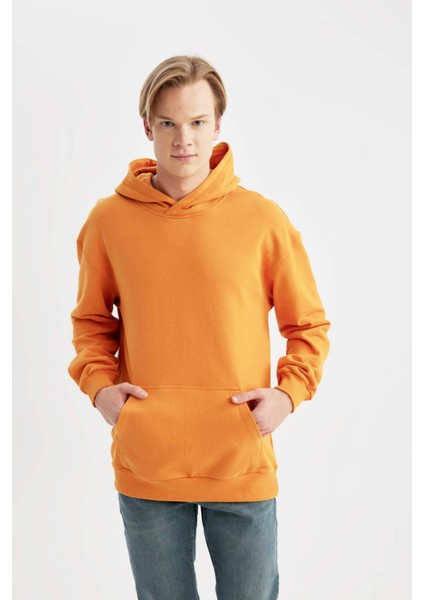Comfort Regular Fit Rahat Kalıp Kapüşonlu Kanguru Cepli Basic Düz Sweatshirt B4446AX24SP