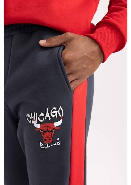 DeFactoFit NBA Chicago Bulls Standart Fit Jogger Eşofman Altı A9837AX23WN