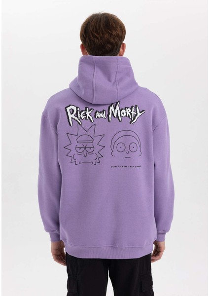 Rick and Morty Boxy Fit Kapüşonlu Sweatshirt A7867AX23AU