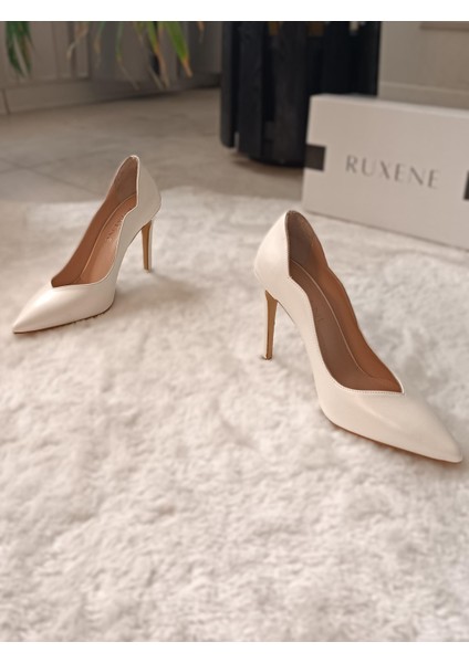 Ayrıs Ince Topuk Asimetrik Kesim Stiletto 10,5cm Gelin Ayakkabısı modelleri