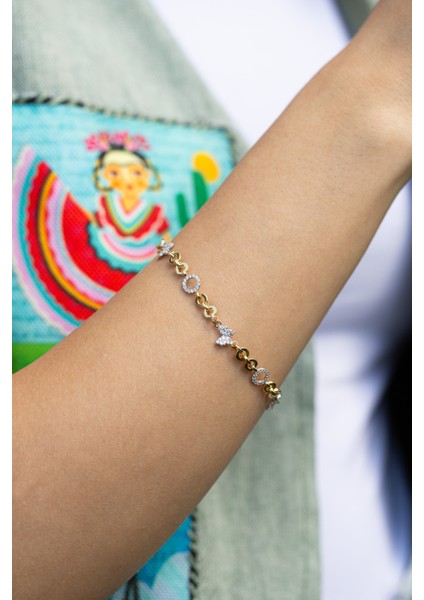 Hallow Kelebek Altın Bileklik CGKBLK0106