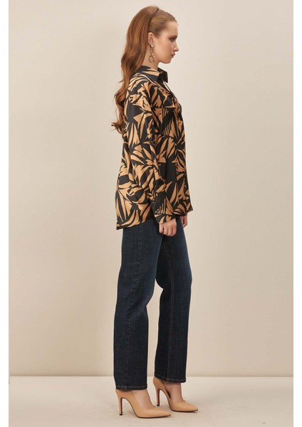 V Yaka Çok Renkli Desenli Gömlek fiyatları