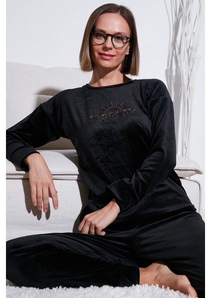 Standart Fit Bisiklet Yaka Yumuşak Kadife Pijama Takımı Bayan Pijama Takımı 6094201