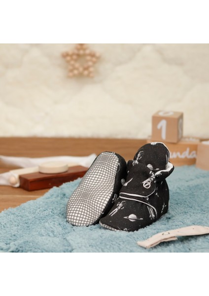 Organik Pamuk Bebek Pandufu, Kaydırmaz Taban, Yenidoğan Patiği, Ev Kreş Ayakkabısı, Astronot ve Uzay