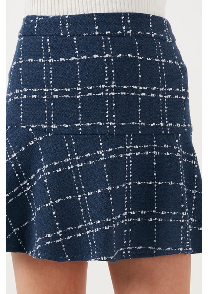 Kareli Volanlı Mini Kışlık Etek Bayan Etek 611ET00176W4 fırsatları