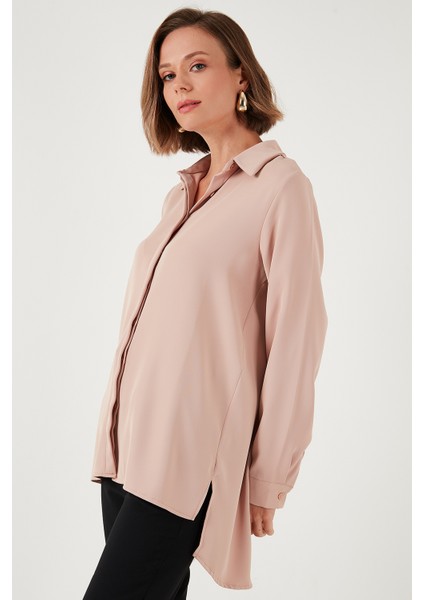 Regular Fit Önü Kısa Arkası Uzun Düz Gömlek Bayan Gömlek 611GO020 fırsatları