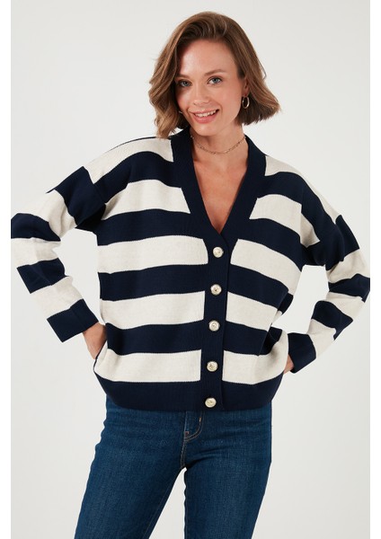 Regular Fit Çizgili V Yaka Düğmeli Soft Akrilik Kadın Hırka 4615188 fırsatları
