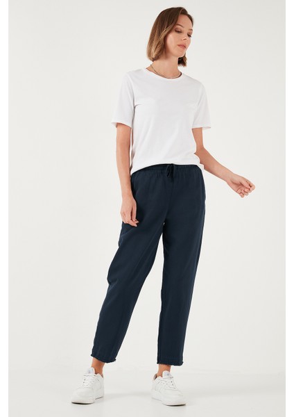 Pamuklu Normal Bel Regular Fit Düz Paça Pantolon Bayan Pantolon 668YP42282S4 fırsatları