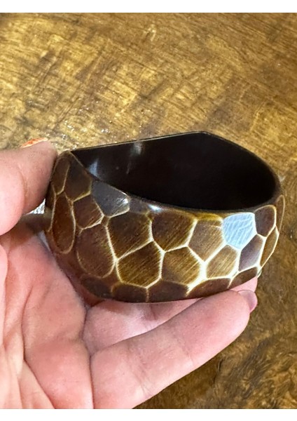 Kahverengi Yılan Desenli Oyma Kadın Hint Bileziği Çap 7 cm fiyatları
