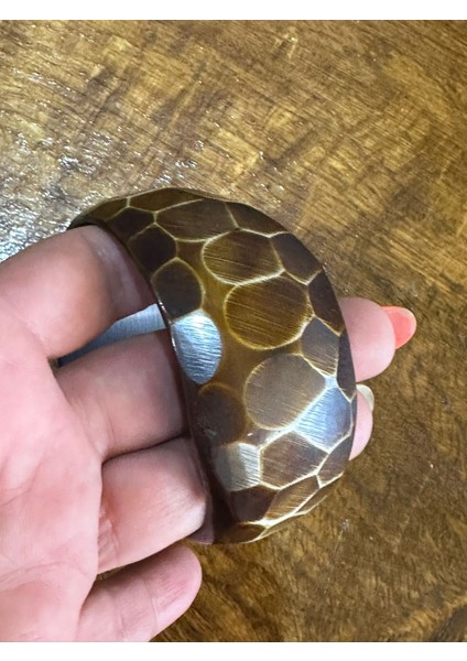 Kahverengi Yılan Desenli Oyma Kadın Hint Bileziği Çap 7 cm modelleri