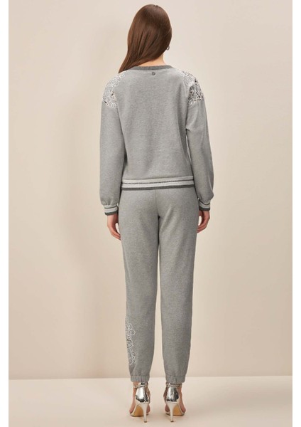 Lastikli Paça Gri Üç Iplik Pantolon modelleri