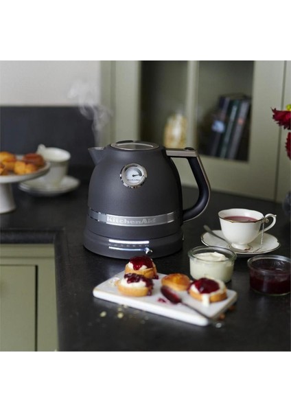 2000 W ve Altı Artisan 1.5l Su Isıtıcısı Cast Iron Black 5KEK1522EBK 2 Yıl Resmi Distribütör Garant fırsatları