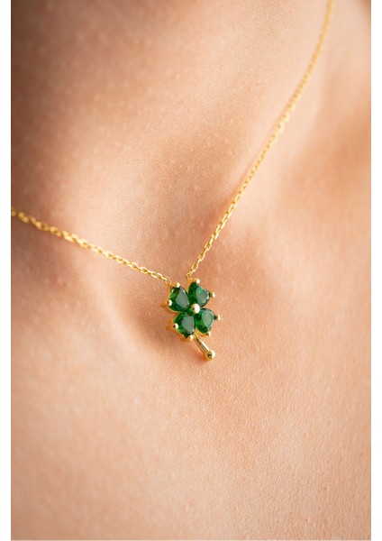 925 Ayar Gümüş Gold Kaplama Yeşil Taşlı Yonca Kolye fiyatları