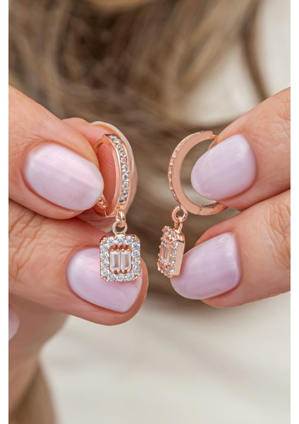 925 Ayar Gümüş Rose 10 mm Halka Sallantılı Baget Taşlı Küpe