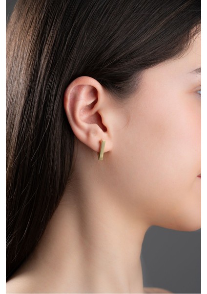 925 Ayar Gümüş Gold Kaplama Taşsız Üçgen Model Küpe fırsatları