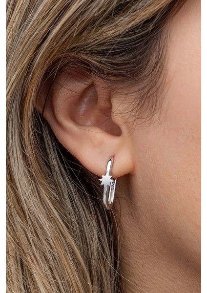 925 Ayar Gümüş Rodyum Kaplama Yıldızlı U Model Küpe fırsatları