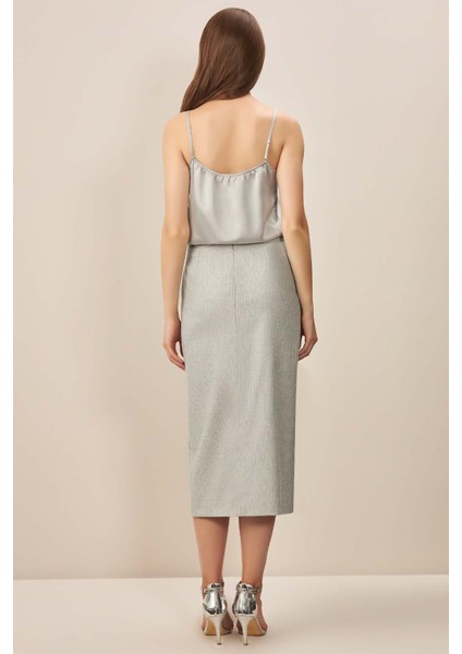 V Yaka Gri Saten Bluz modelleri